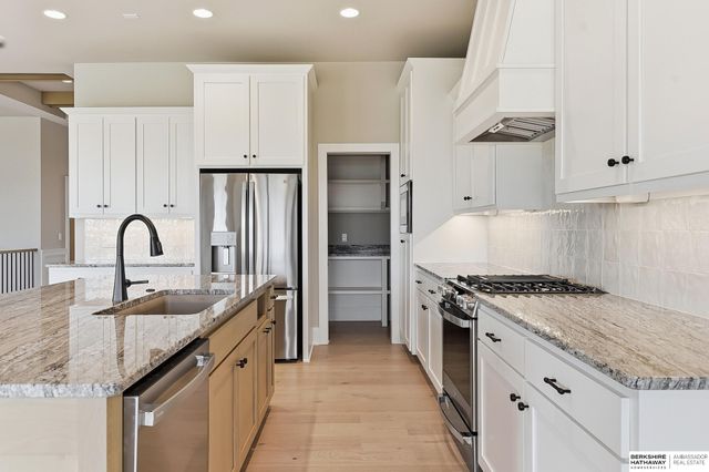 4807 N 192nd Avenue, Elkhorn, NE 68022