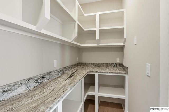 4807 N 192nd Avenue, Elkhorn, NE 68022