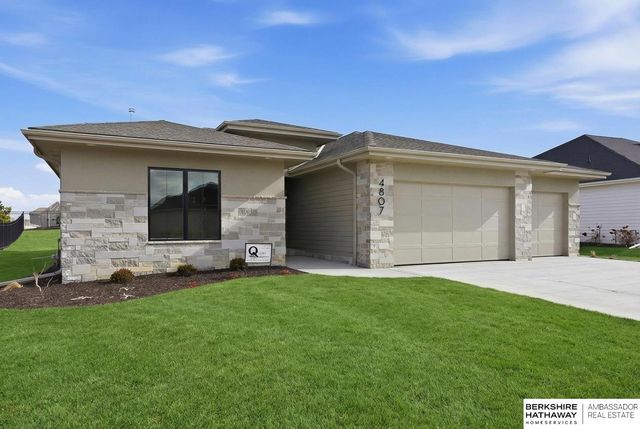 4807 N 192nd Avenue, Elkhorn, NE 68022