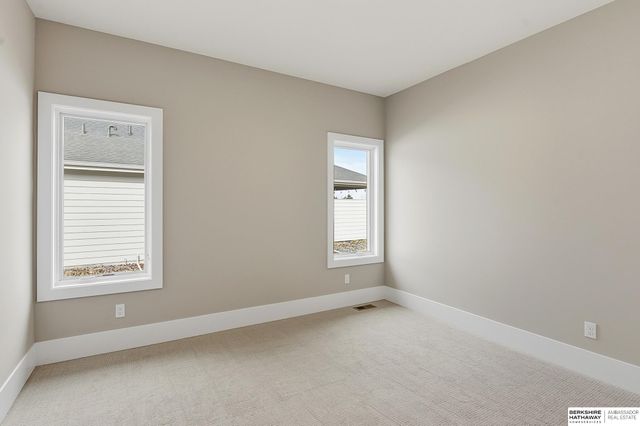 4807 N 192nd Avenue, Elkhorn, NE 68022