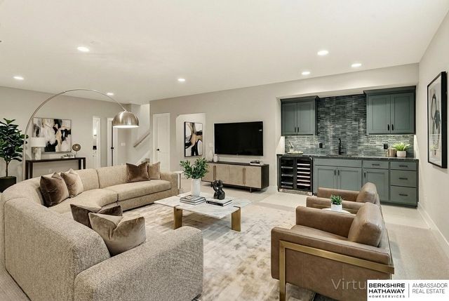 4807 N 192nd Avenue, Elkhorn, NE 68022