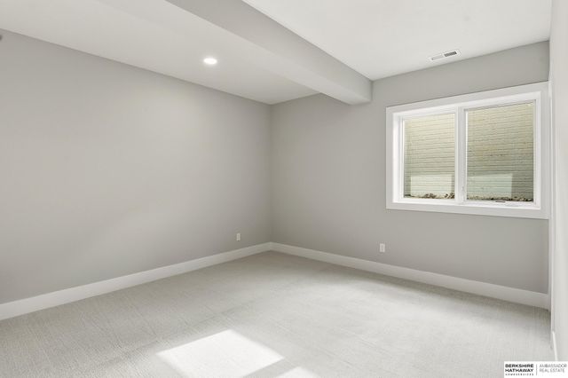 4807 N 192nd Avenue, Elkhorn, NE 68022