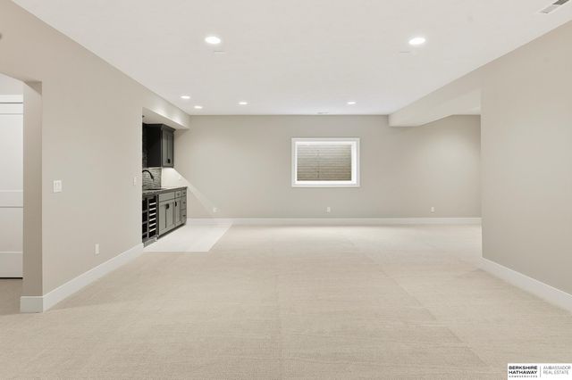 4807 N 192nd Avenue, Elkhorn, NE 68022