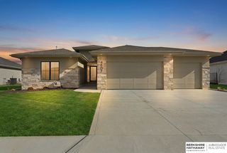 4807 N 192nd Avenue, Elkhorn, NE 68022