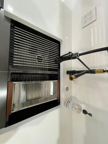 10460 SW 26th Ter, Miami, FL 33165