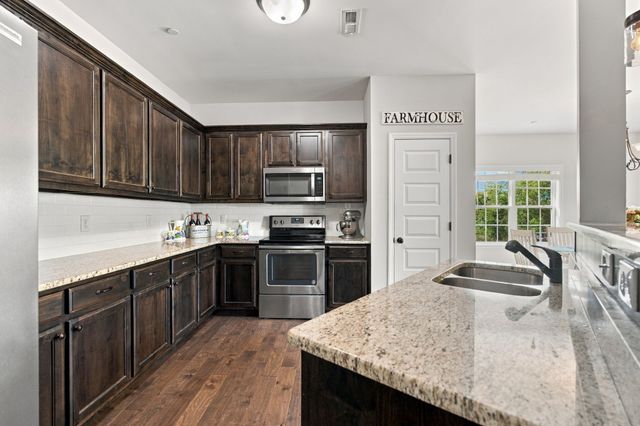 10087 McKee Rd, Lascassas, TN 37085