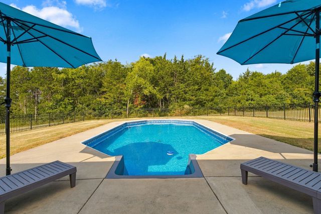 10087 McKee Rd, Lascassas, TN 37085
