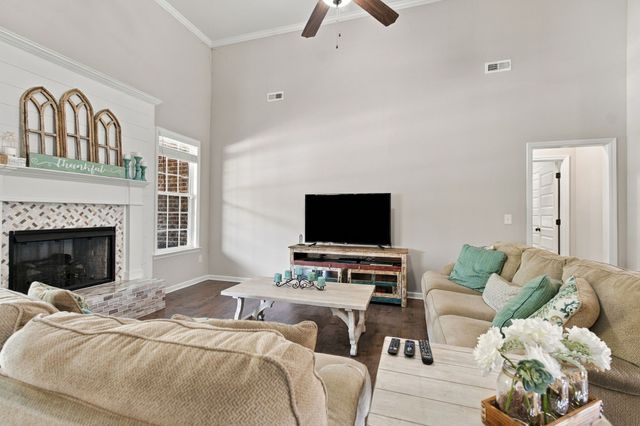 10087 McKee Rd, Lascassas, TN 37085