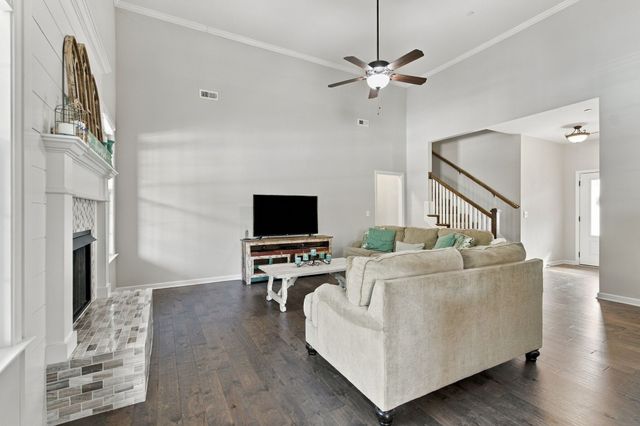 10087 McKee Rd, Lascassas, TN 37085