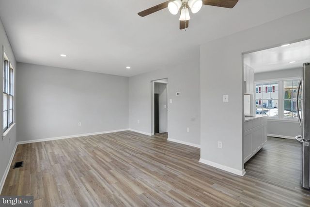 12346 WOODLAWN CT, Woodbridge, VA 22192