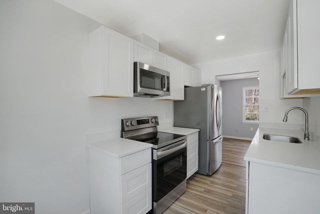 12346 WOODLAWN CT, Woodbridge, VA 22192