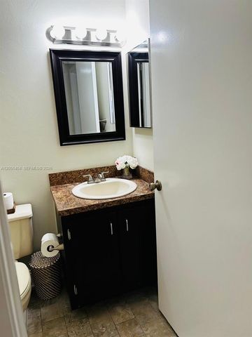 6524 NW 188th Lane, Hialeah, FL 33015