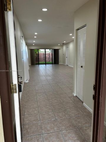 6524 NW 188th Lane, Hialeah, FL 33015
