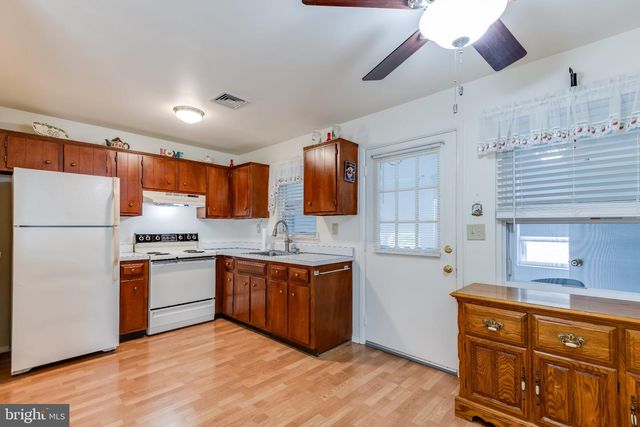 26 KINGSTON WAY, Southampton, NJ 08088
