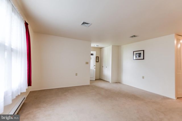 26 KINGSTON WAY, Southampton, NJ 08088