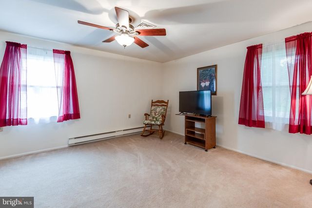 26 KINGSTON WAY, Southampton, NJ 08088