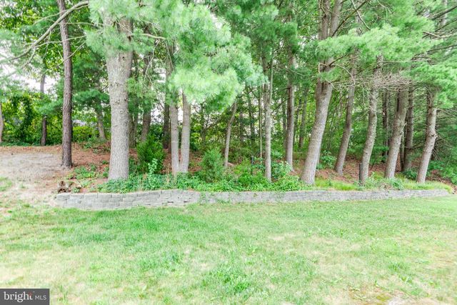 26 KINGSTON WAY, Southampton, NJ 08088
