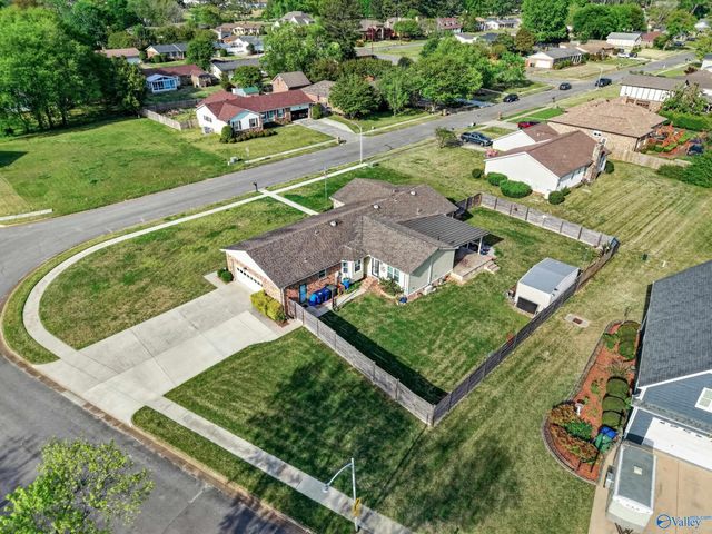 900 Cornelia Drive SE, Huntsville, AL 35802