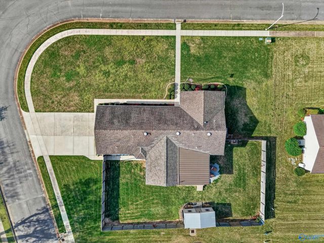 900 Cornelia Drive SE, Huntsville, AL 35802