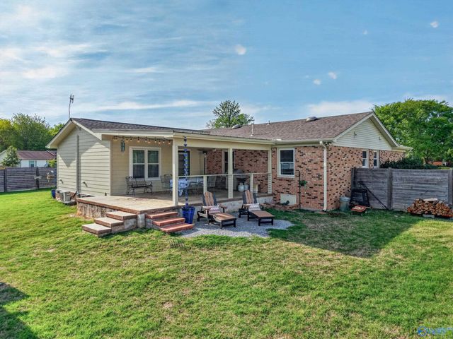 900 Cornelia Drive SE, Huntsville, AL 35802