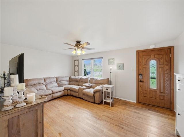 134 York Way, Center Twp, PA 15061