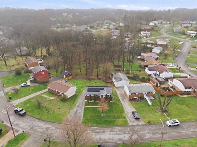 134 York Way, Center Twp, PA 15061
