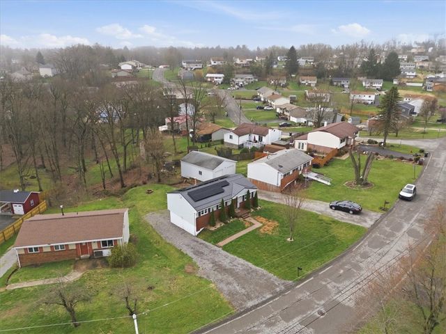 134 York Way, Center Twp, PA 15061