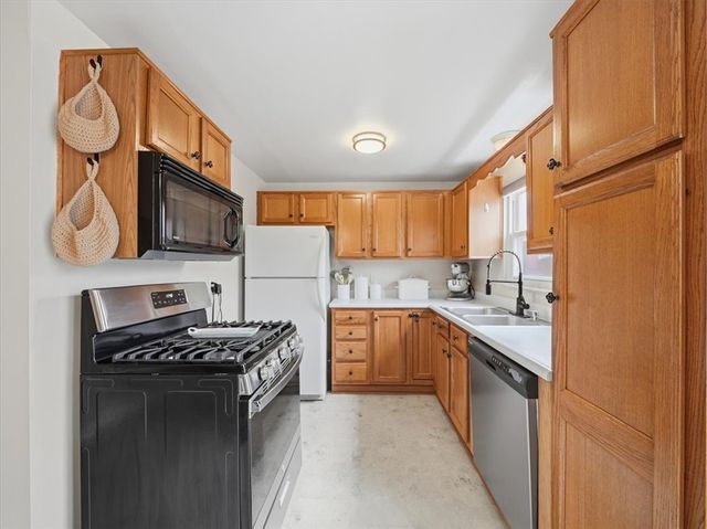 134 York Way, Center Twp, PA 15061