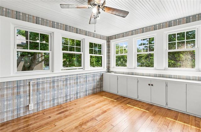 453 Summit Avenue, Eau Claire, WI 54701
