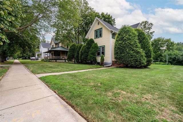 453 Summit Avenue, Eau Claire, WI 54701