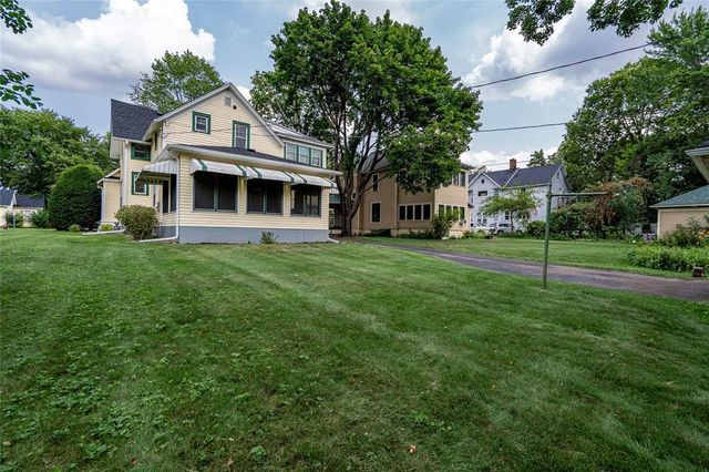 453 Summit Avenue, Eau Claire, WI 54701