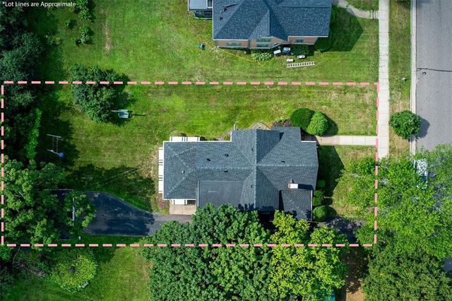 453 Summit Avenue, Eau Claire, WI 54701