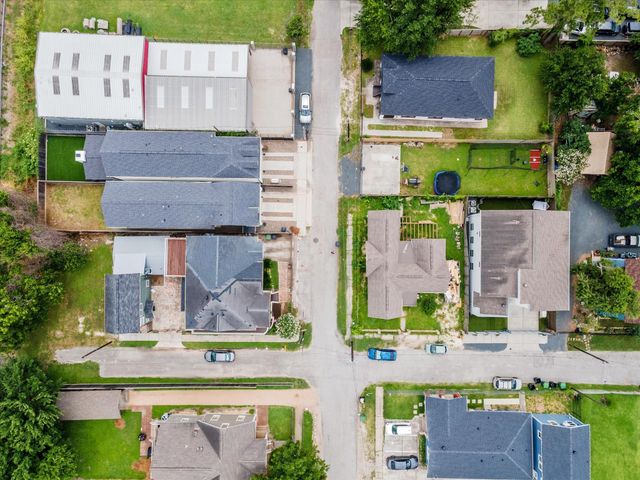 1212 Bingham Street, Houston, TX 77007
