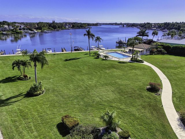478 Tequesta Drive 205, Tequesta, FL 33469