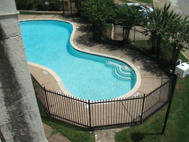 10101 S Gessner Road 316, Houston, TX 77071