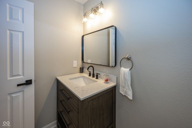 2488 Woodfield Boulevard, Franklin, IN 46131