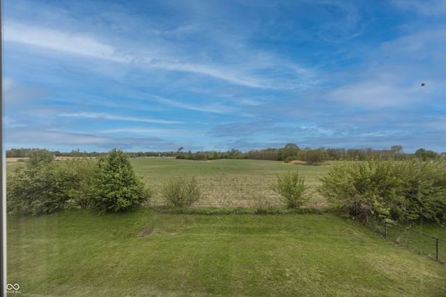 2488 Woodfield Boulevard, Franklin, IN 46131
