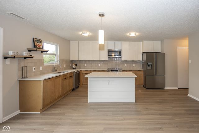 2488 Woodfield Boulevard, Franklin, IN 46131