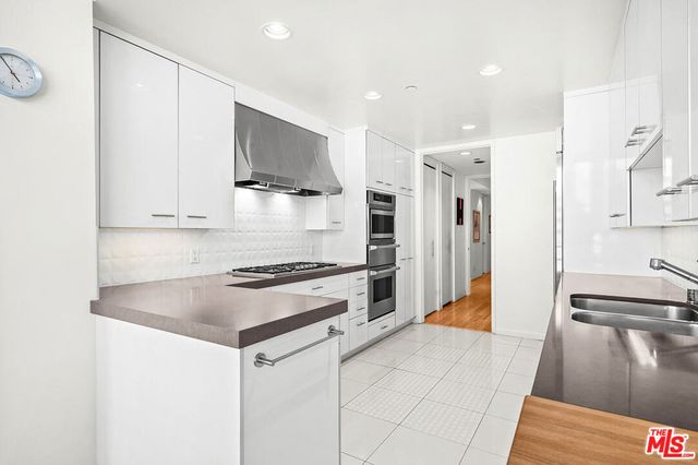 10601 Wilshire Boulevard 702, Los Angeles, CA 90024