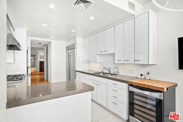 10601 Wilshire Boulevard 702, Los Angeles, CA 90024