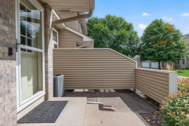 1324 Crown Oaks Drive, Spring Lake Park, MN 55432