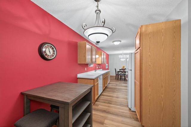 1324 Crown Oaks Drive, Spring Lake Park, MN 55432