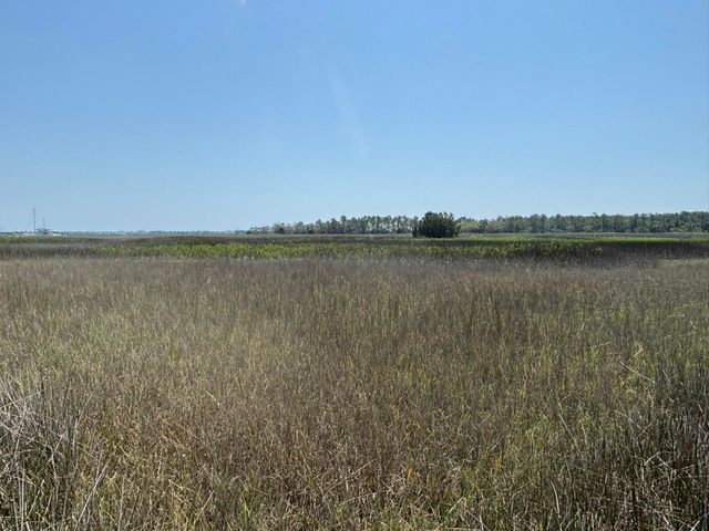 2035 Sol Legare Road, Charleston, SC 29412