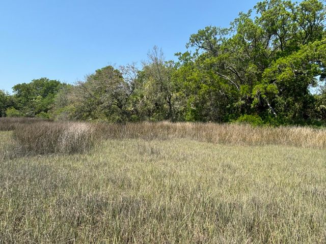 2035 Sol Legare Road, Charleston, SC 29412
