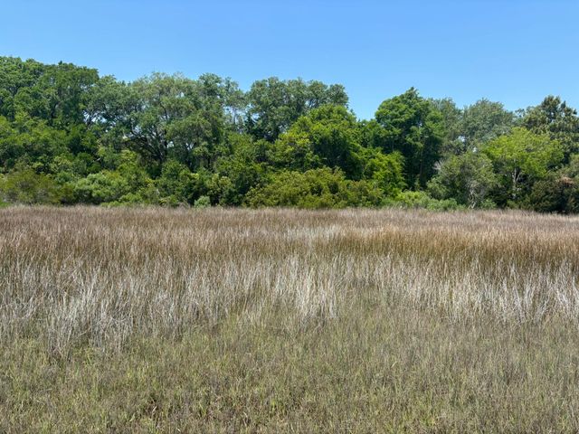 2035 Sol Legare Road, Charleston, SC 29412