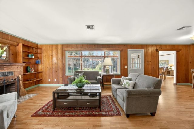 965 Park Street, Ashland, OR 97520