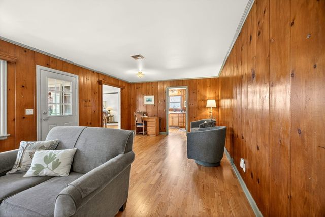 965 Park Street, Ashland, OR 97520