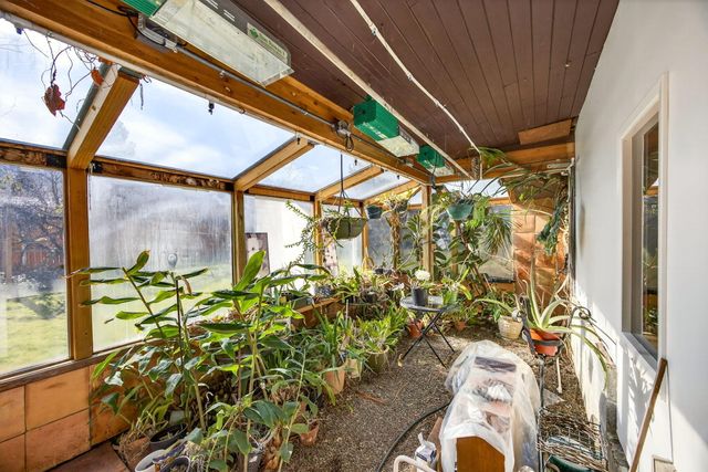 965 Park Street, Ashland, OR 97520