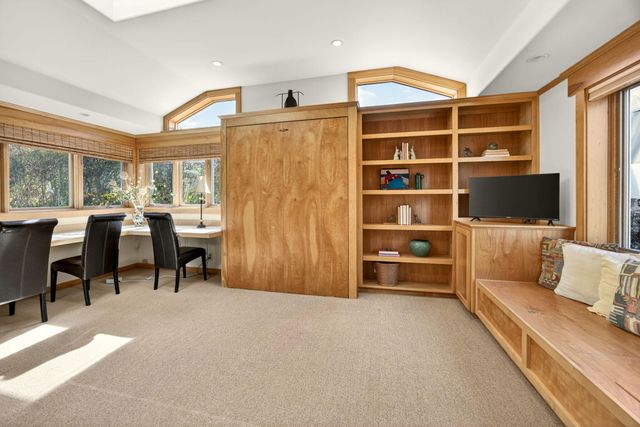 965 Park Street, Ashland, OR 97520