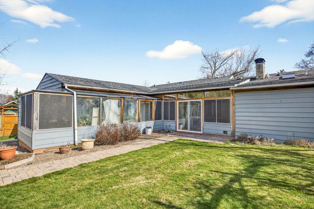 965 Park Street, Ashland, OR 97520